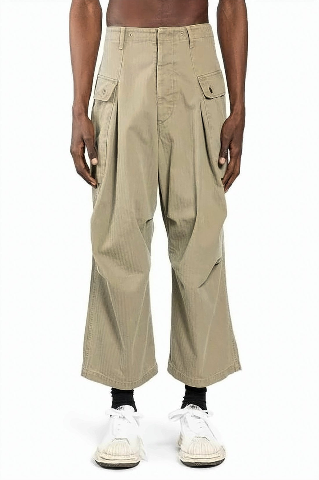 Relaxed Fit Cropped Straight Pants with Flap Pockets