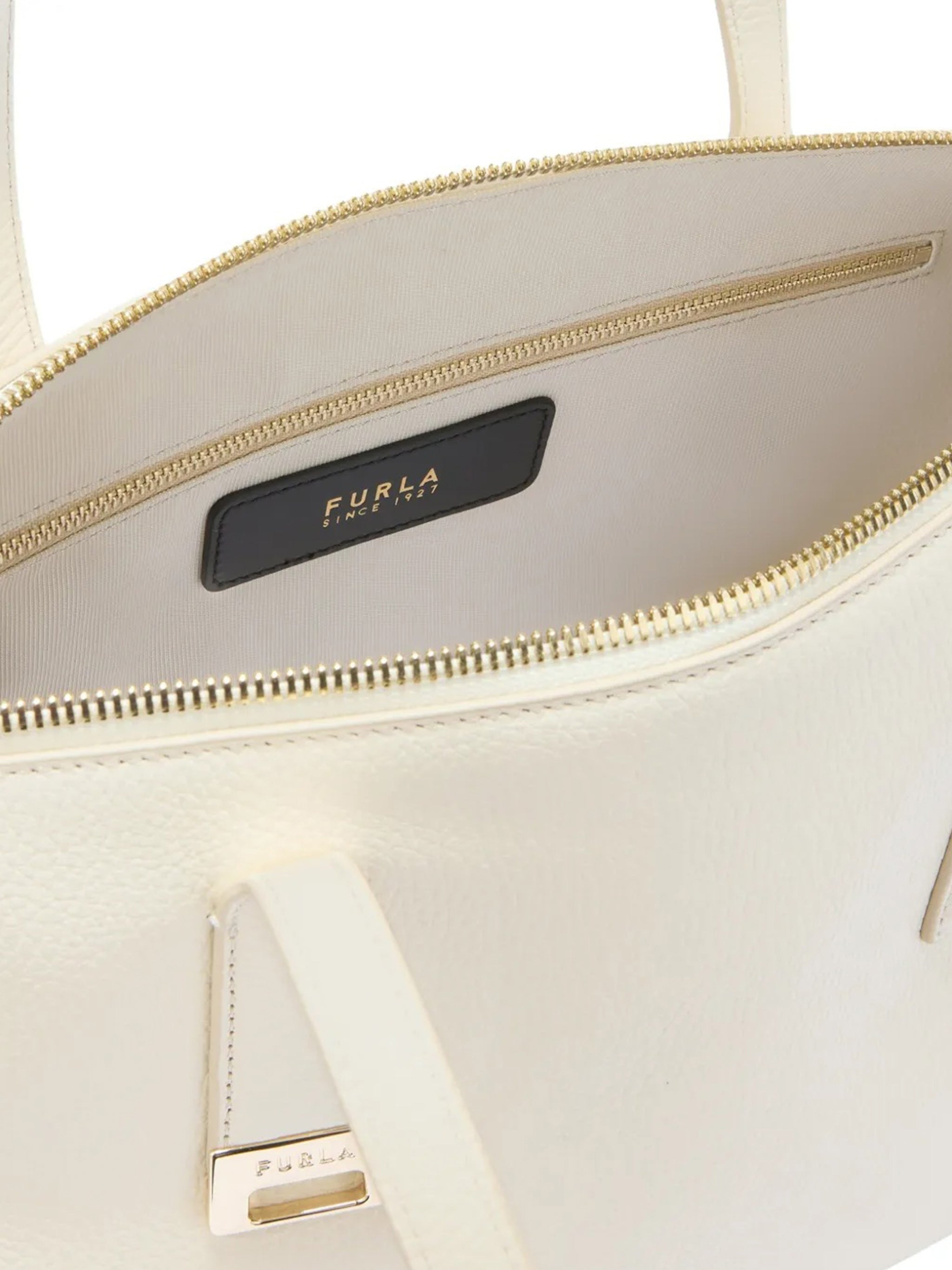 Olivia M Tote Structured Smooth Leather Tote