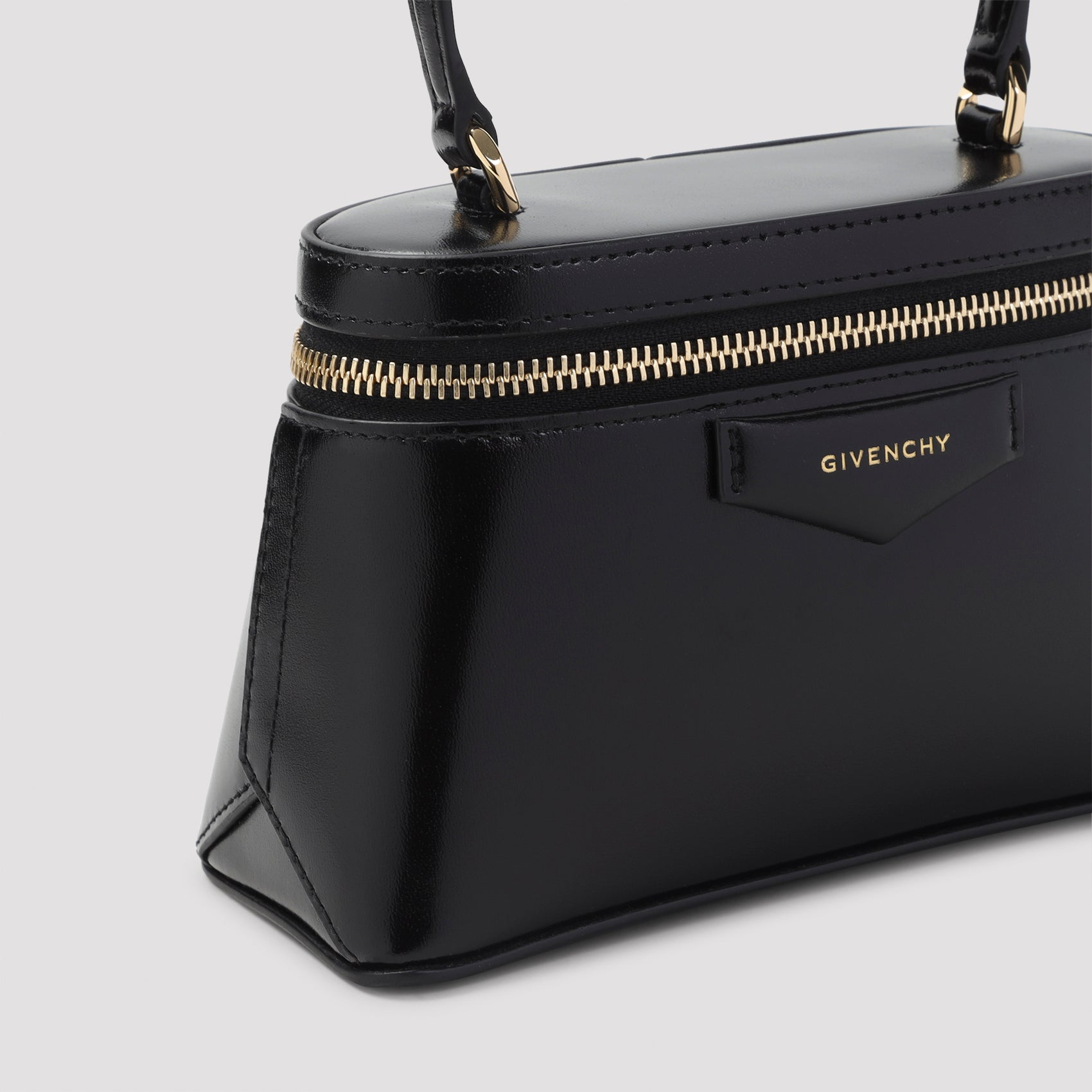 Trapezoidal Structure Handbag in Smooth Calf Leather