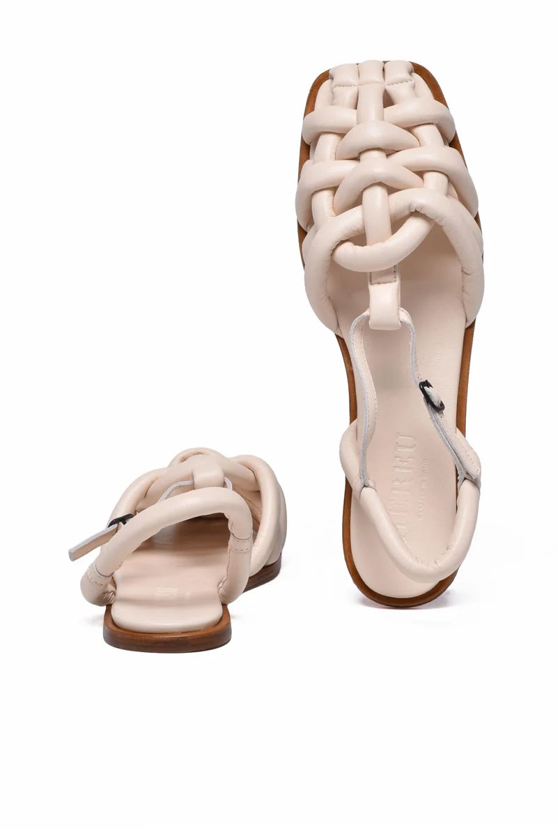 Flat Leather Sandals - Pink