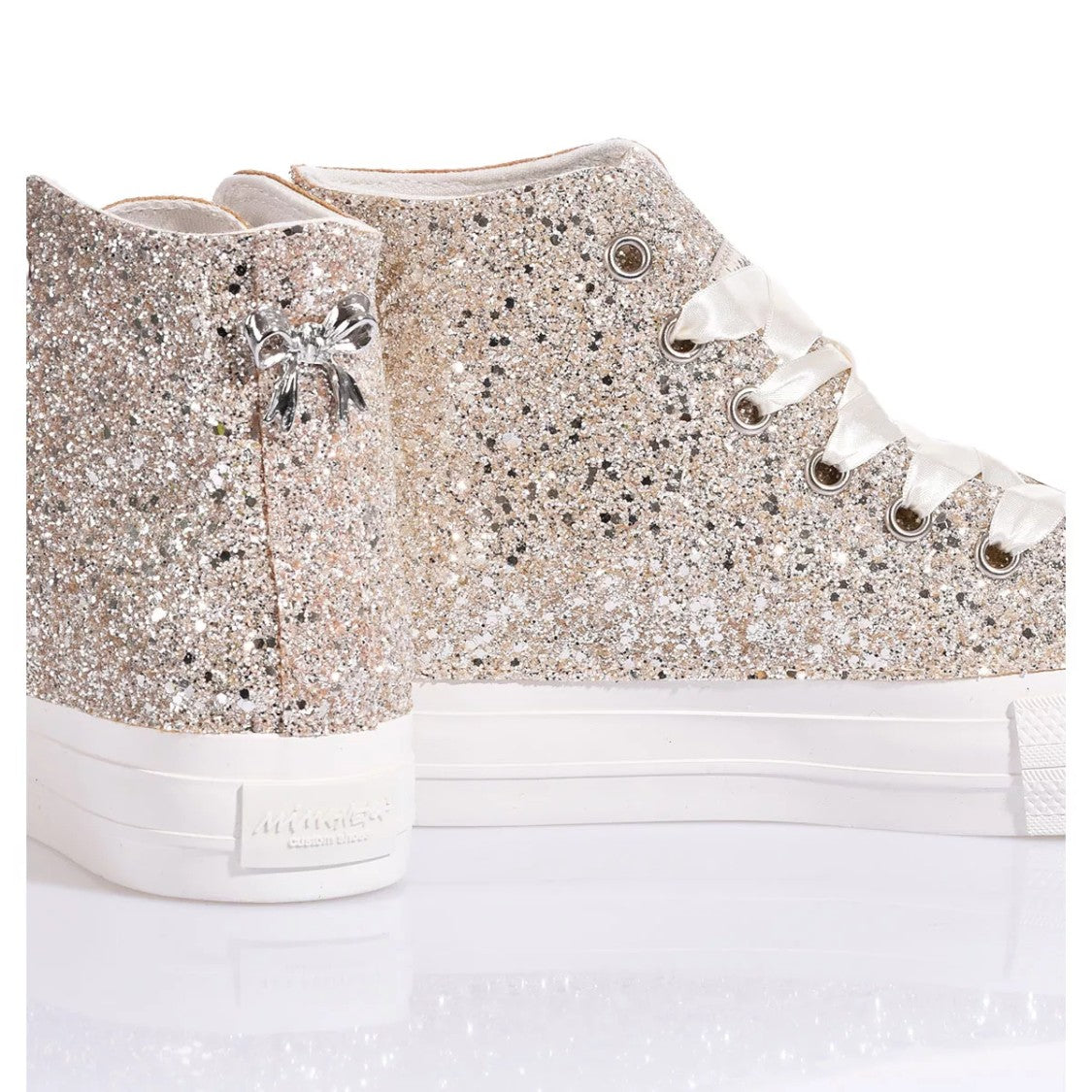 Airlines Platform Champagne, Gold