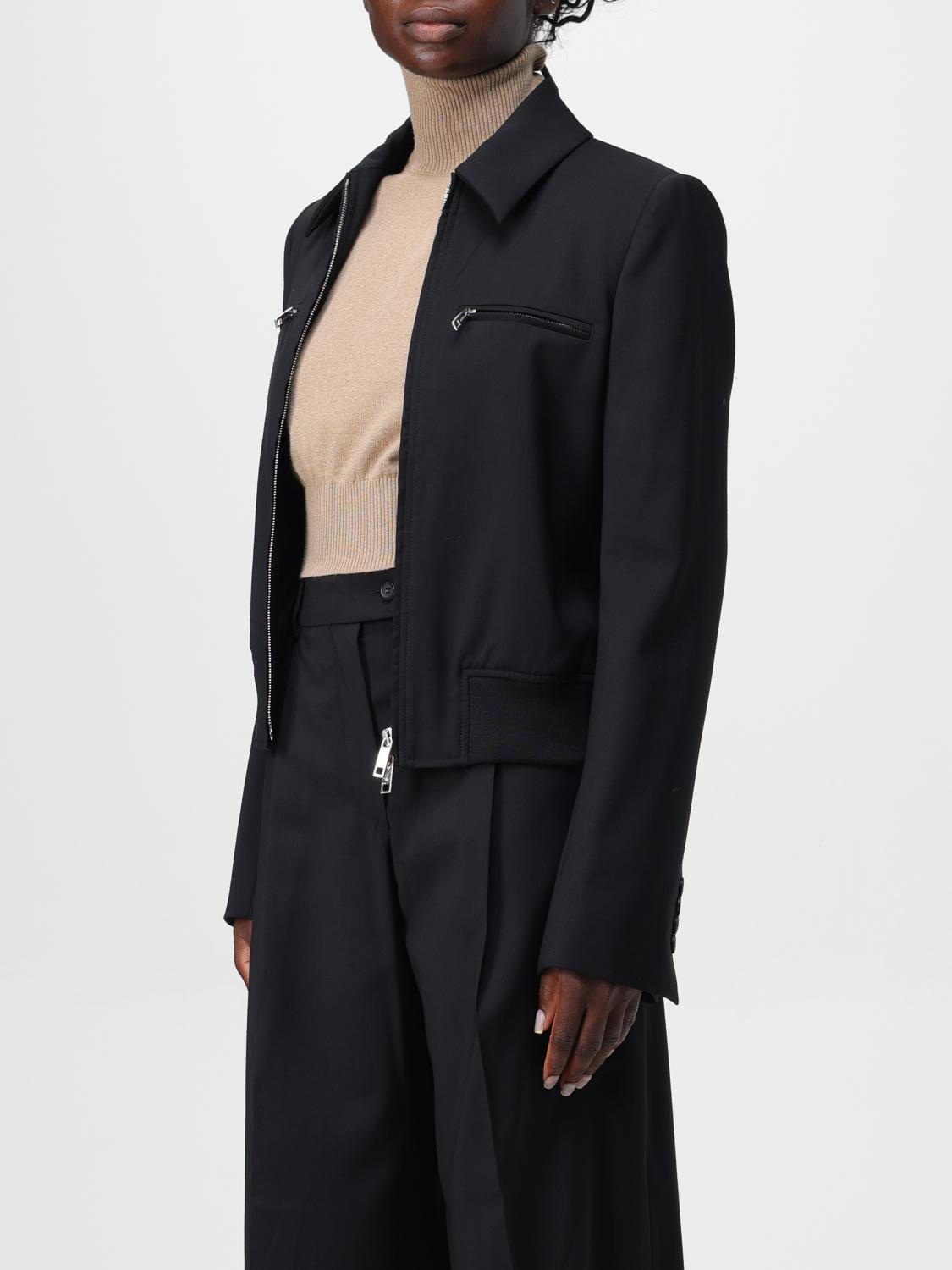 Structured Black Denim Jacket With Classic Collar And Utility Pockets