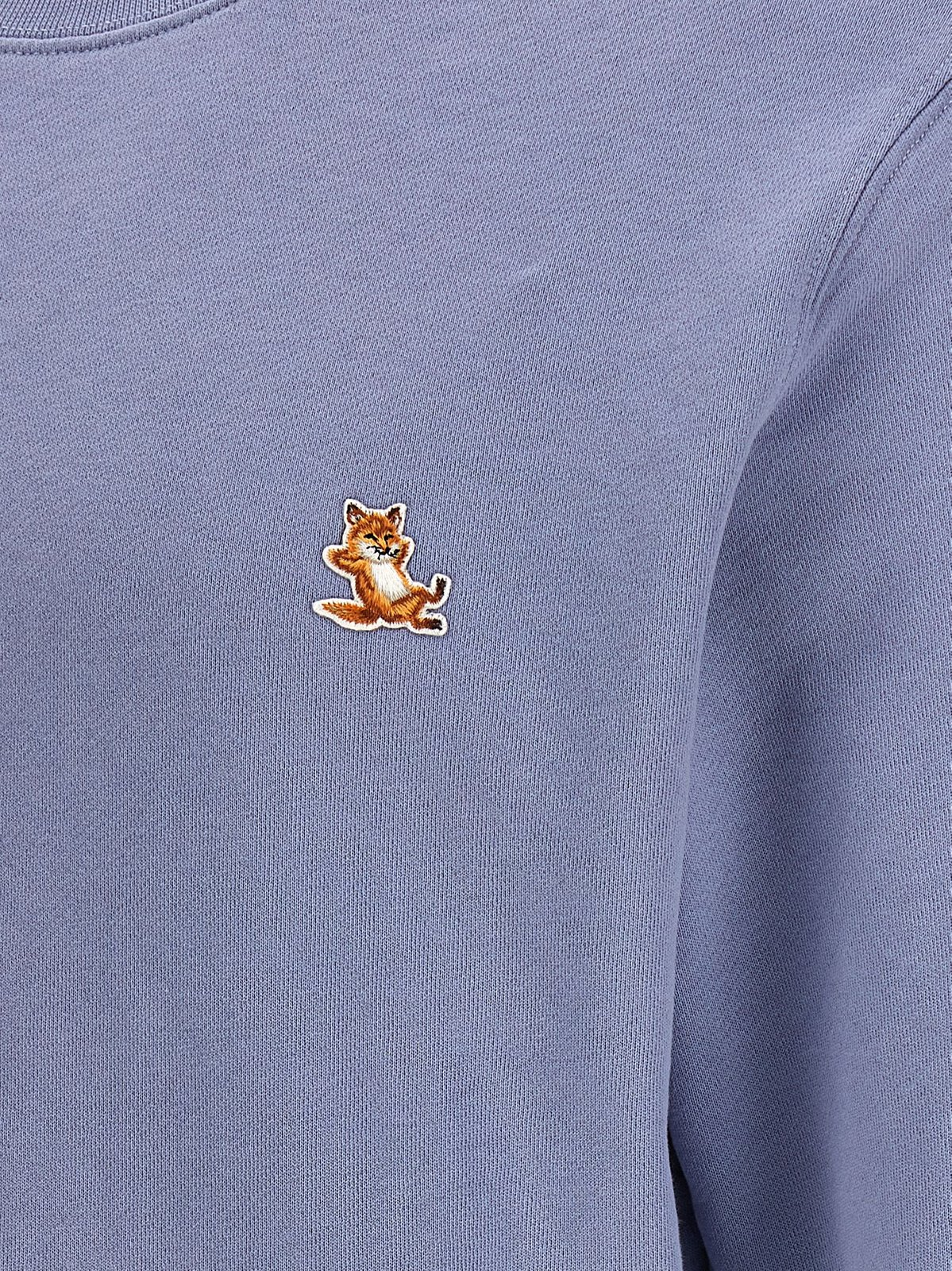 Long-Sleeve Crewneck Sweatshirt with Embroidered Fox Emblem