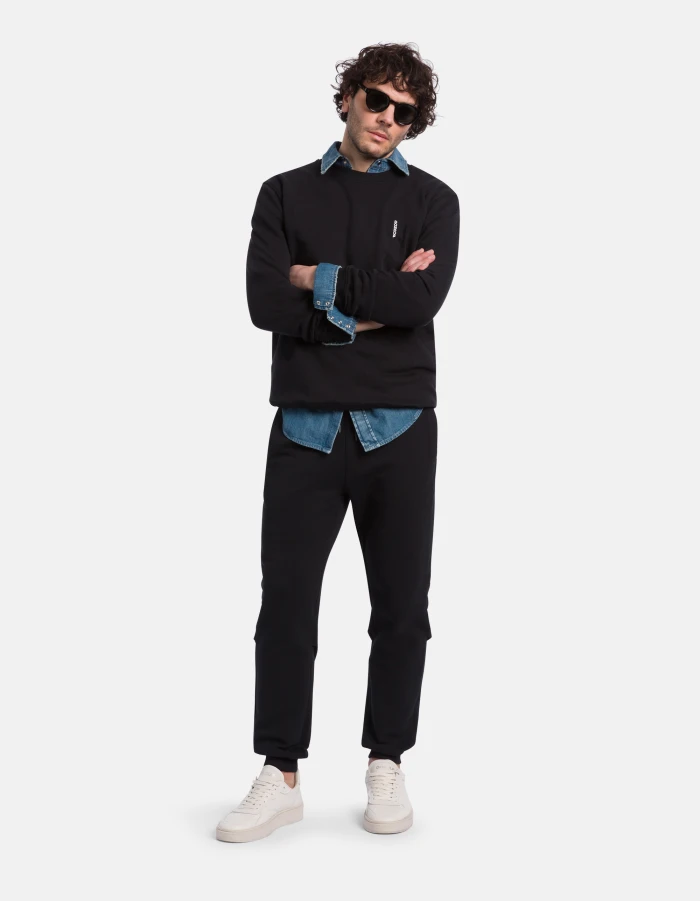 Classic Black Crewneck Sweatshirt with Subtle Logo Detail