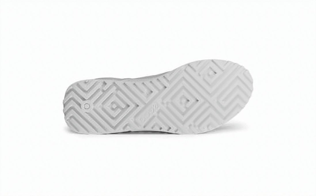Smooth Cowhide Leather Sneakers with Textured Outsole
