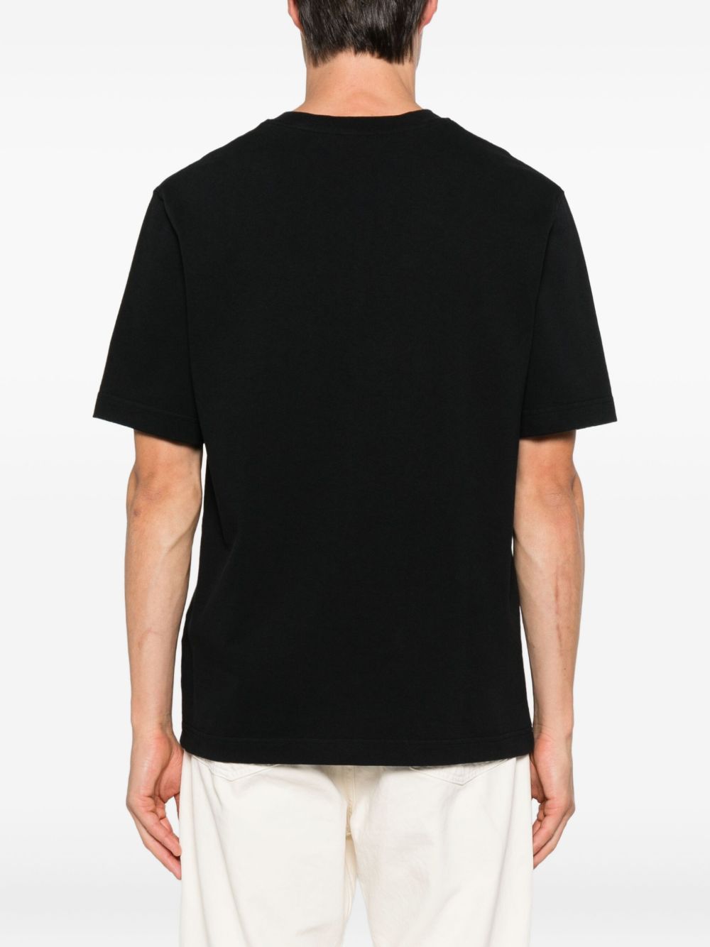 Czarny T-shirt z krótkim rękawem