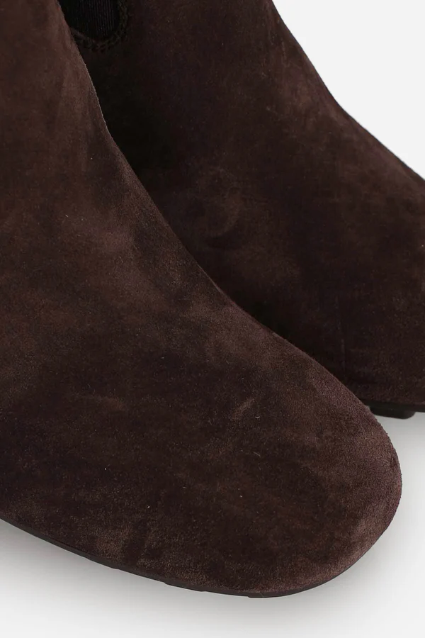 H695 Ankle Boots In Calfskin Suede