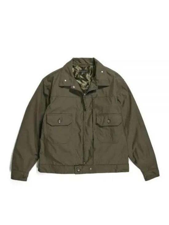 Slightly Cropped Jacket with Zip Closure