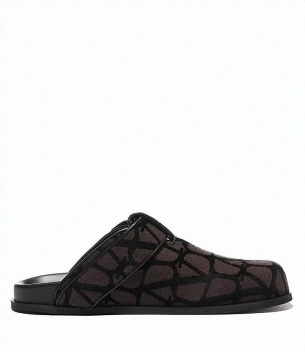 Abstract Pattern Fabric Slip-On Mules