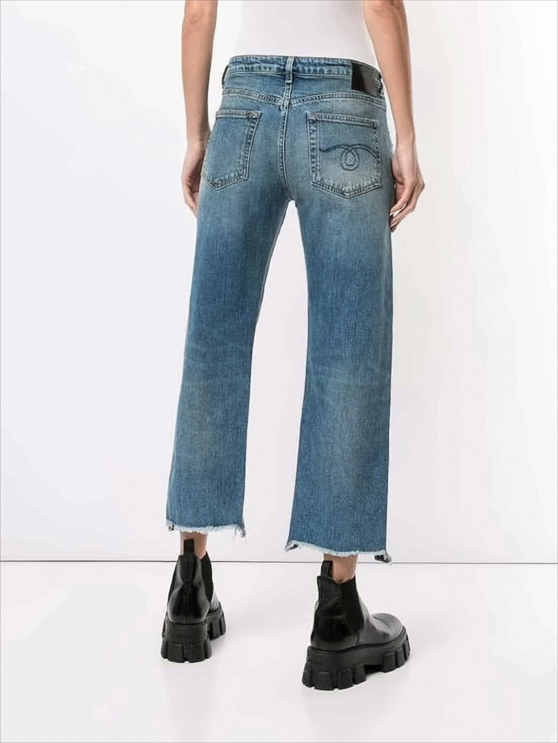 Cropped Relaxed Fit Denim Pants With Flared Legs And Raw Hems