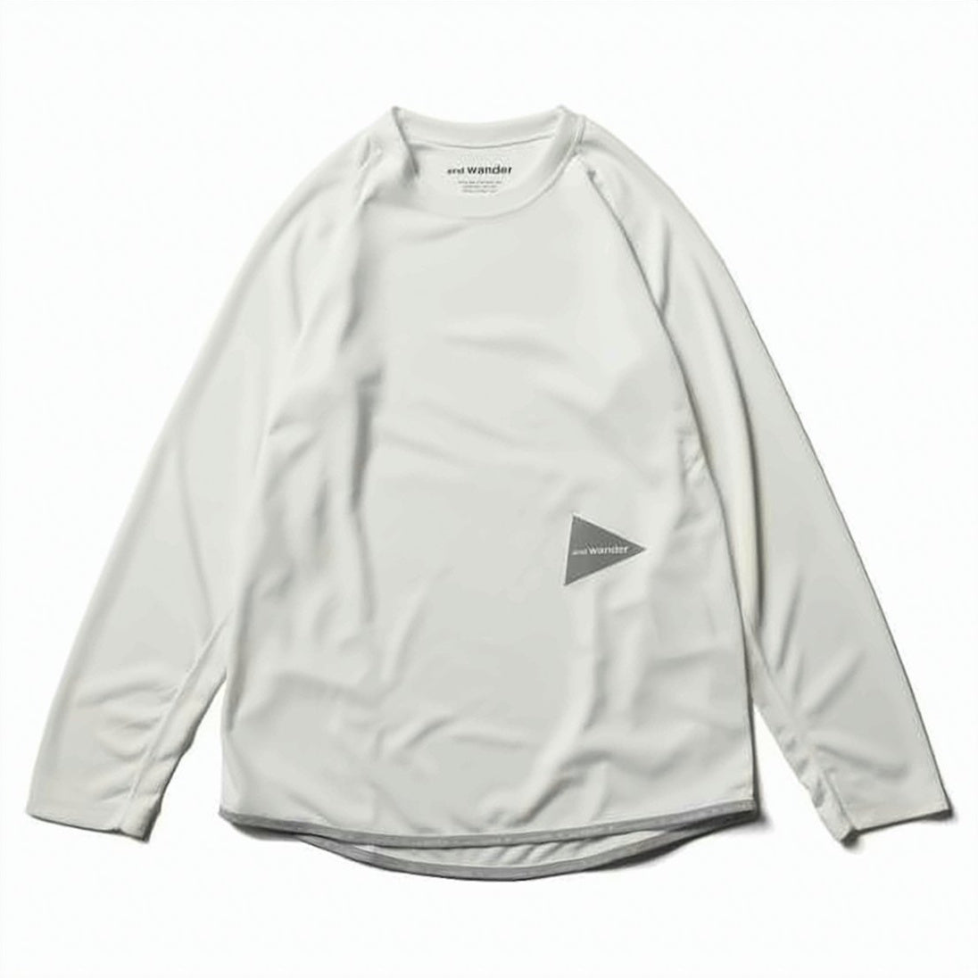 Long-Sleeved Top with Smooth Fit