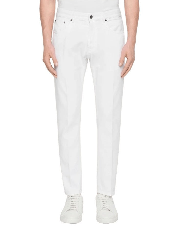Carrot-Fit Jeans With Five-Pocket Design