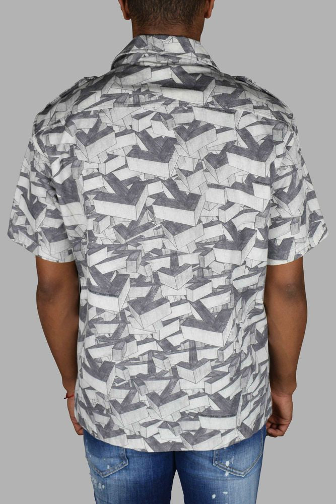Short-Sleeved Gray Shirt With 3D Arrow Pattern