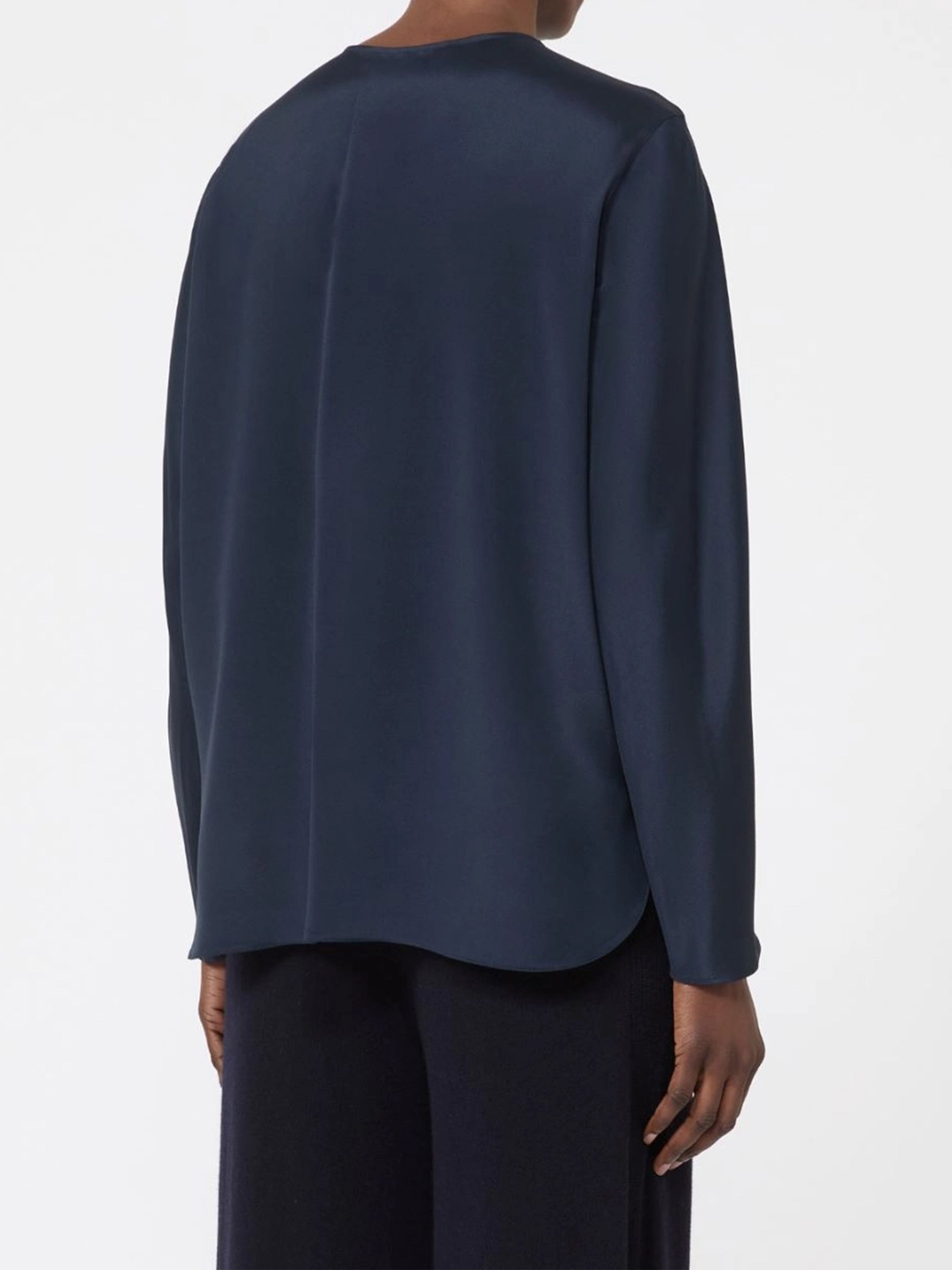 Mitico Loose-Fitting Long-Sleeved Top