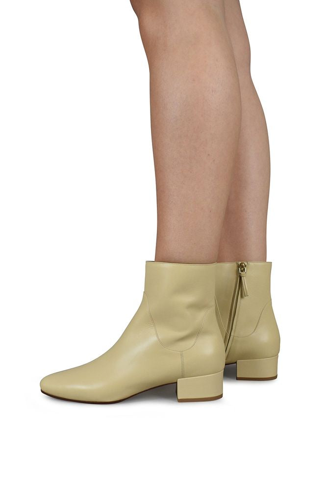 Smooth Leather Ankle Boots With Side Zip