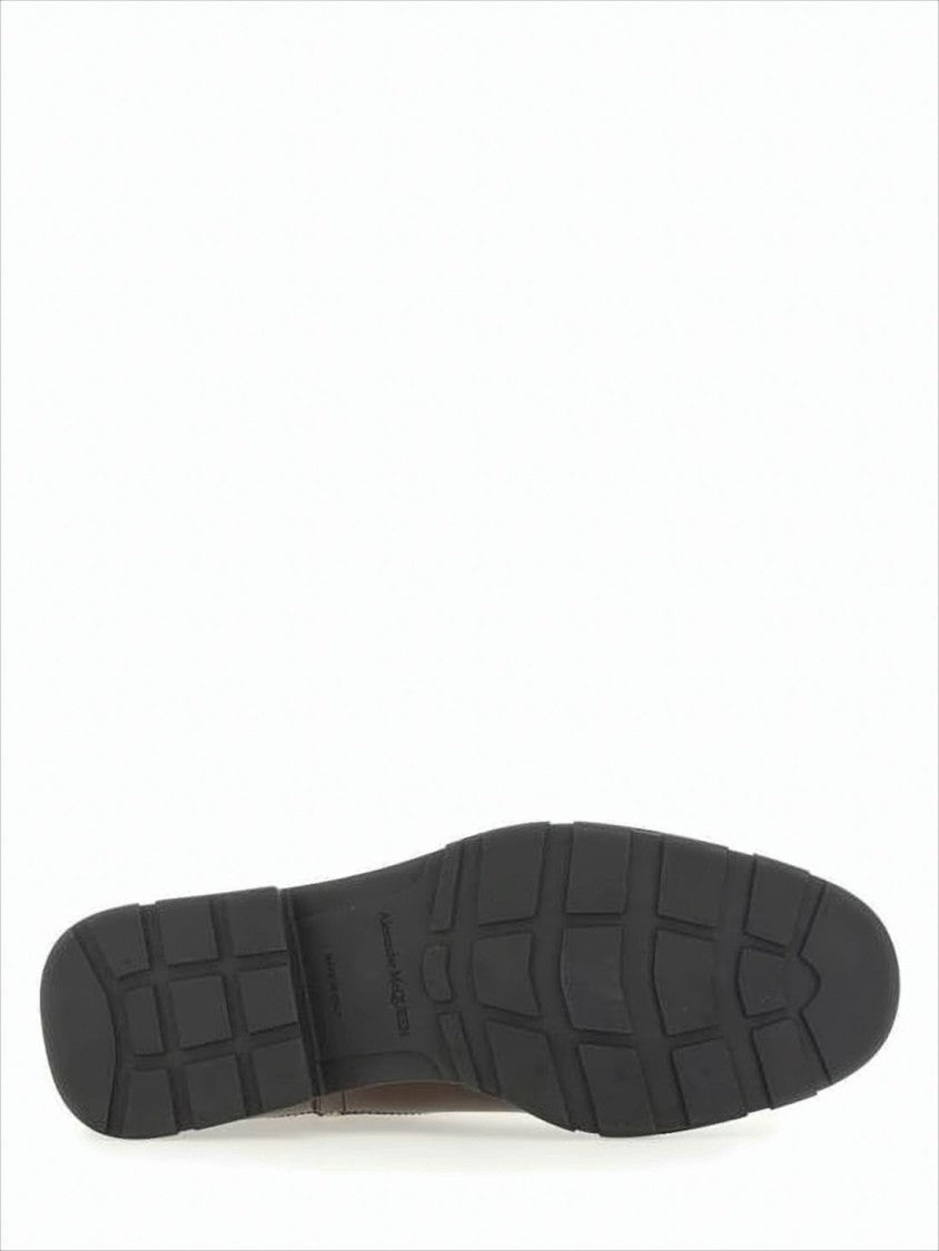 Polished Leather Brown Boots with Elastic Side Panels