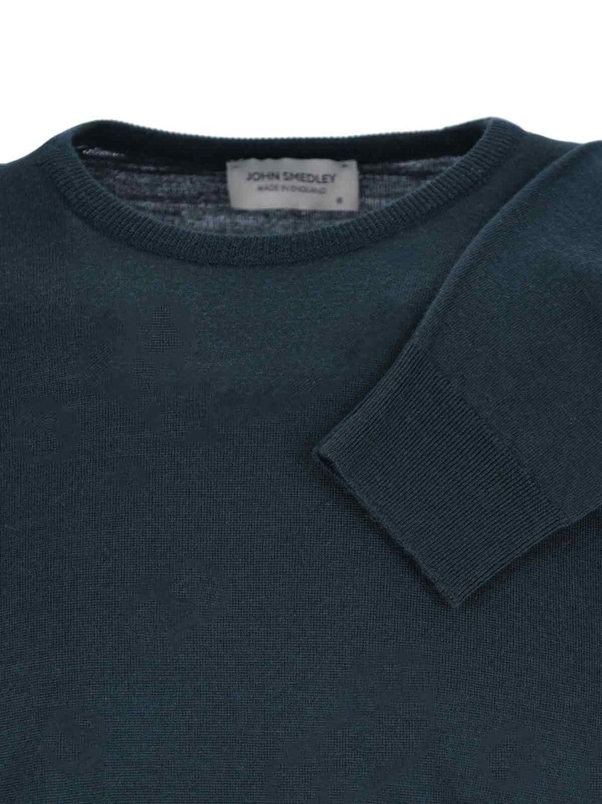 Knit Green Sweater With Ribbed Cuffs And Timeless Design