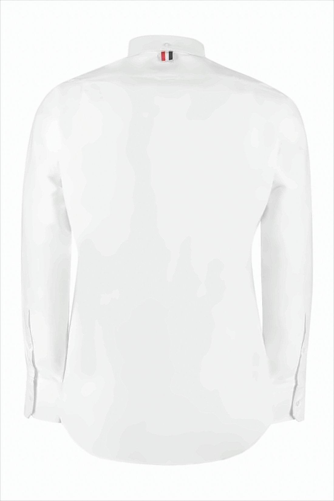 Classic Button-Down Long-Sleeve Shirt with Tailored Fit