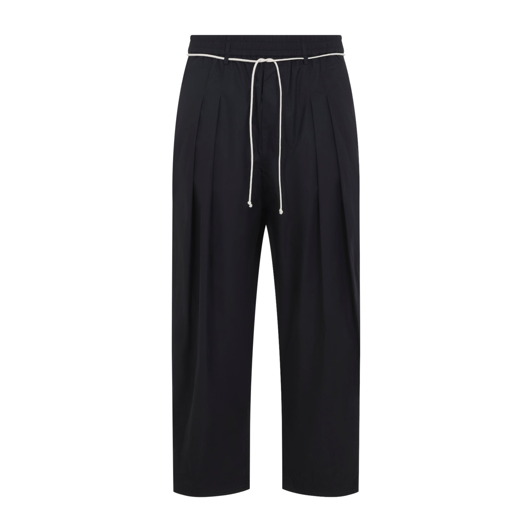 Relaxed Fit Black Trousers with Pleated Front