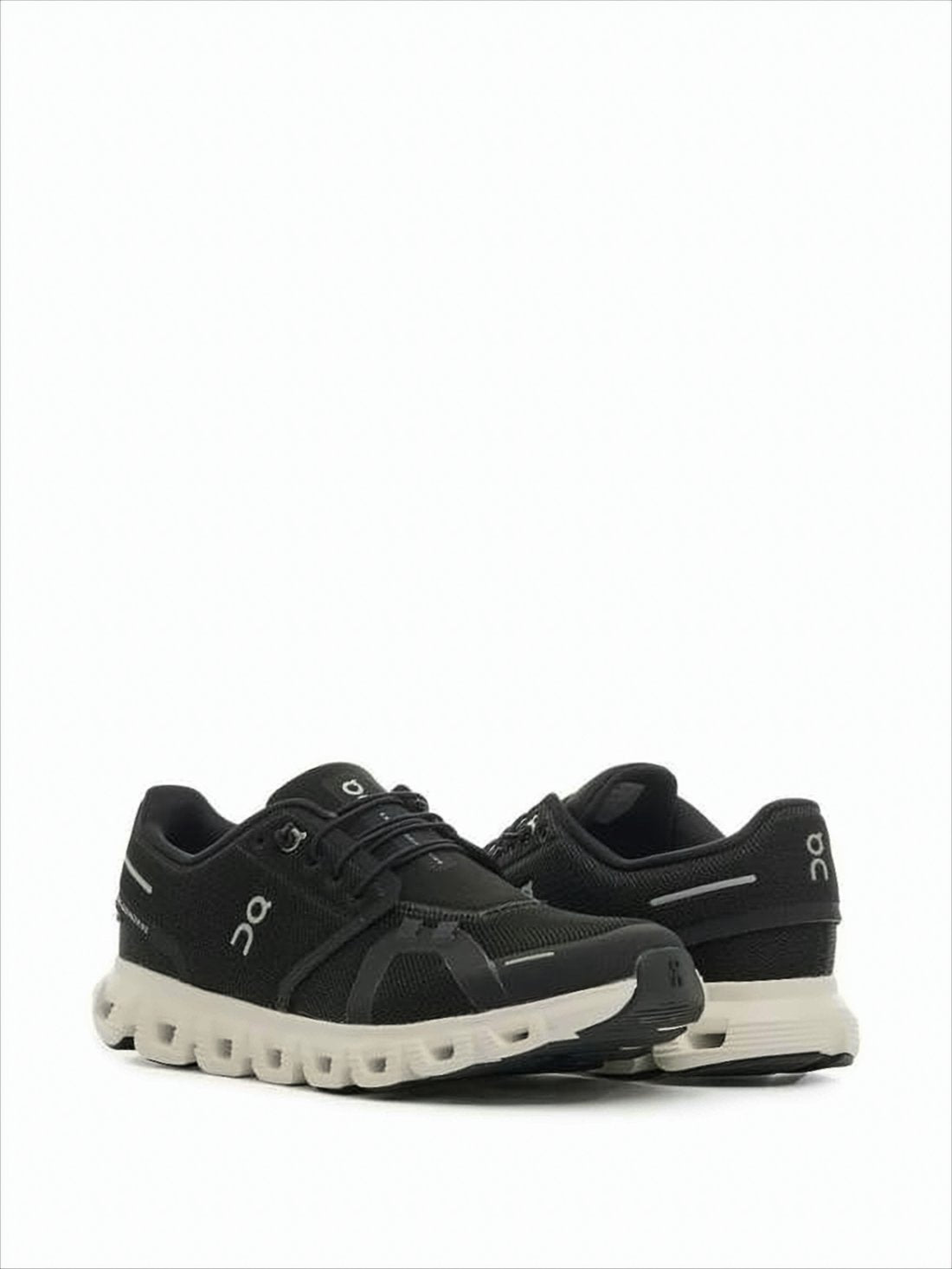 Recycled Polyester Sport Sneakers with Innovative Cushioning