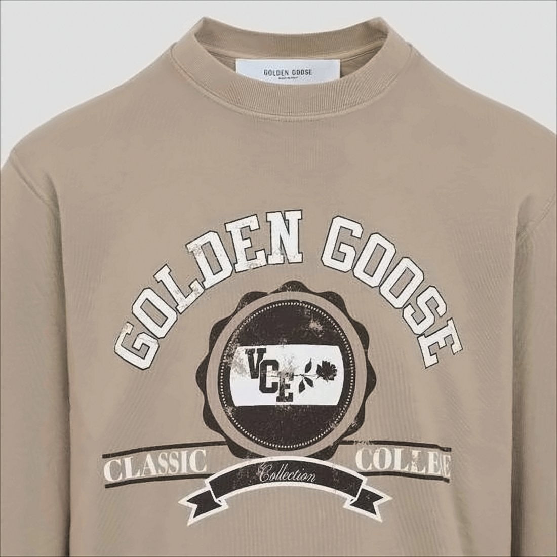 Long-Sleeve Relaxed Fit Sweatshirt with Vintage Emblem