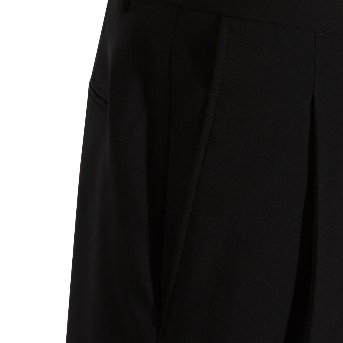 Tailored Black Shorts with Structured Waistband