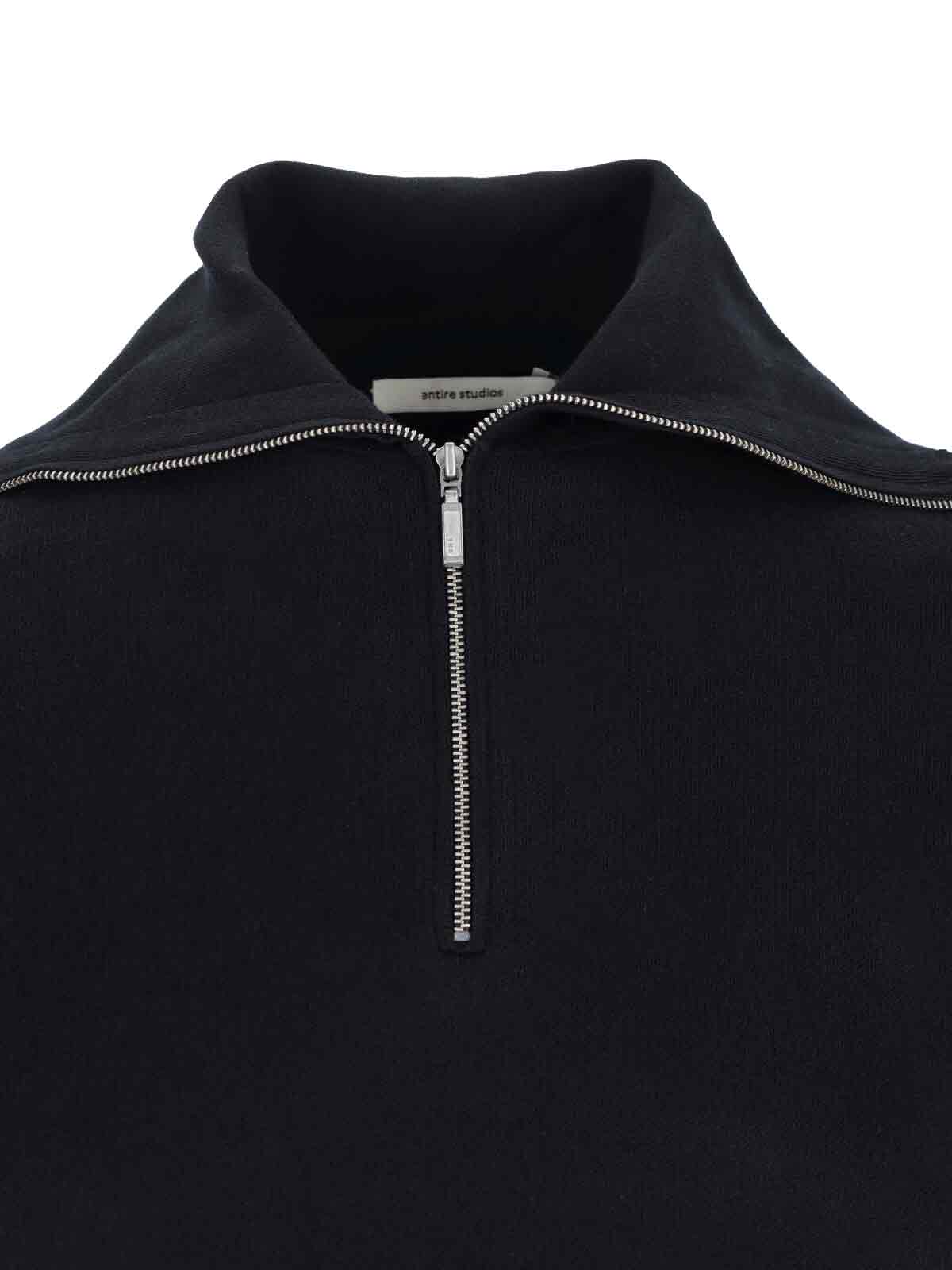 High-Collar Black Cotton Zip-Through Knitwear