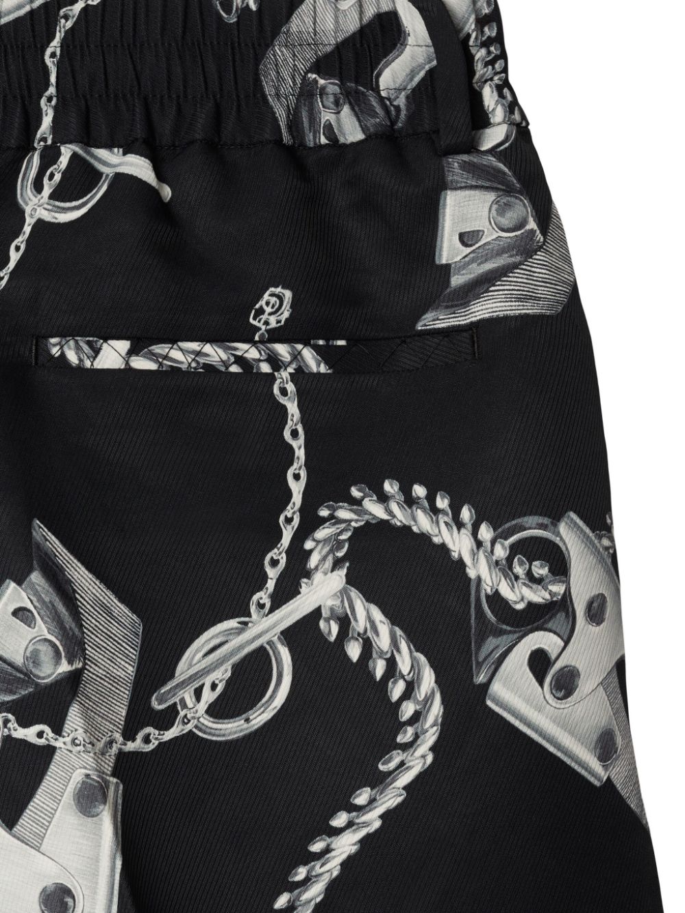 Knee-Length Chain-Link Print Shorts With Pleat Detailing