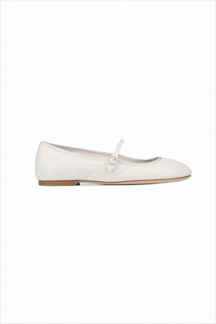 Quilted Leather Flat Shoes with Subtle Diamond Pattern