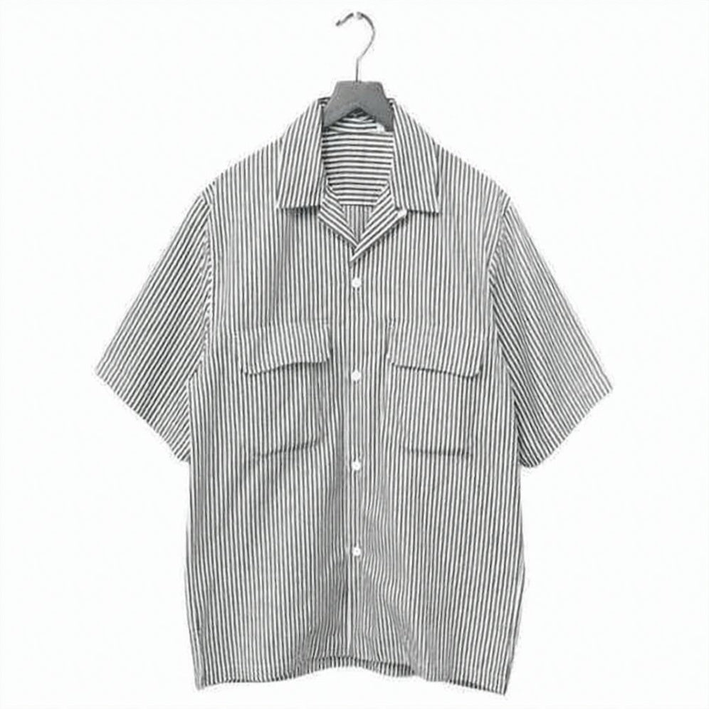 Short-Sleeved Striped Shirt with Classic Collar and Flap Pockets