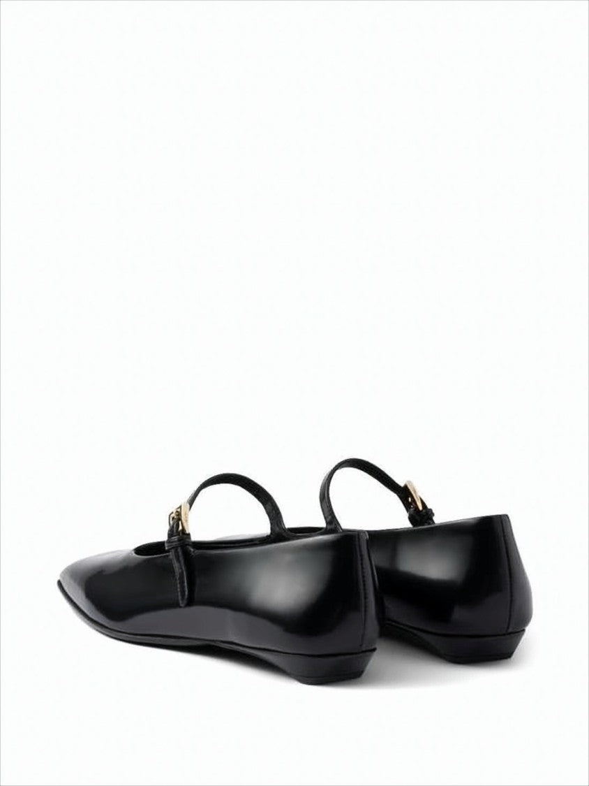 Pointed Toe Black Leather Flats