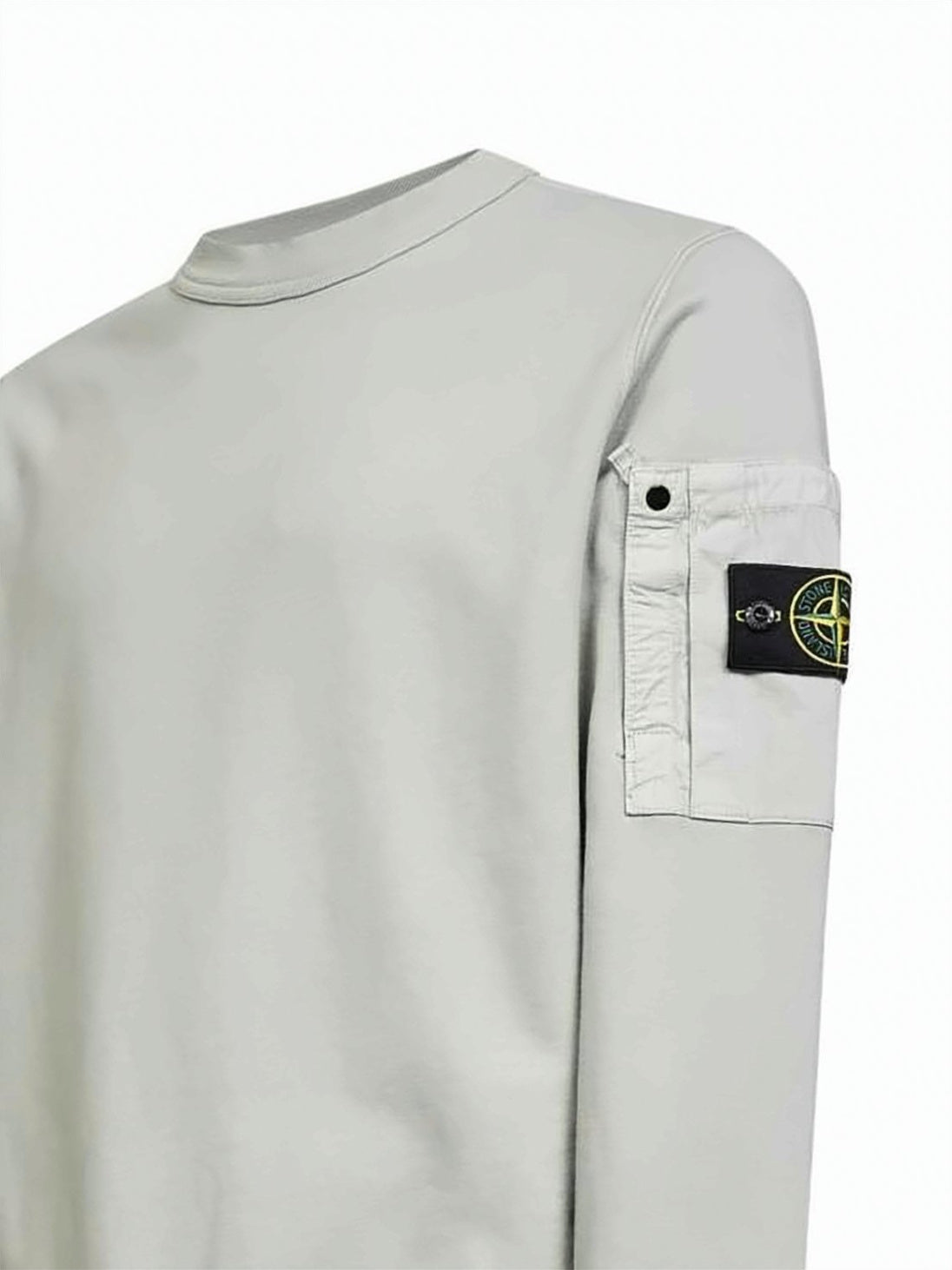 Long-Sleeve Minimalist Sweatshirt with Iconic Patch Pocket