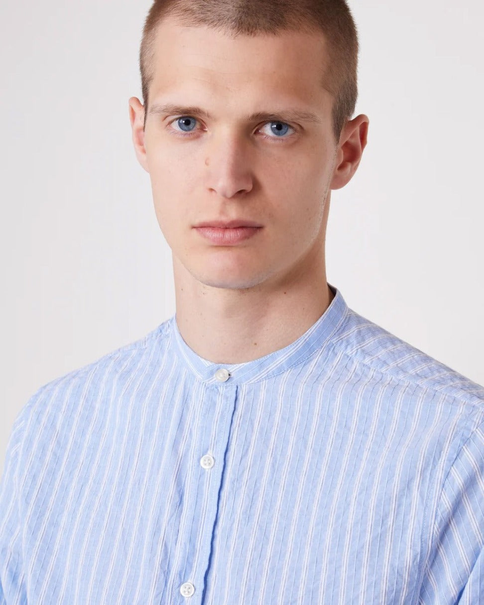 Band Collar Shirt With Gathered Pleats