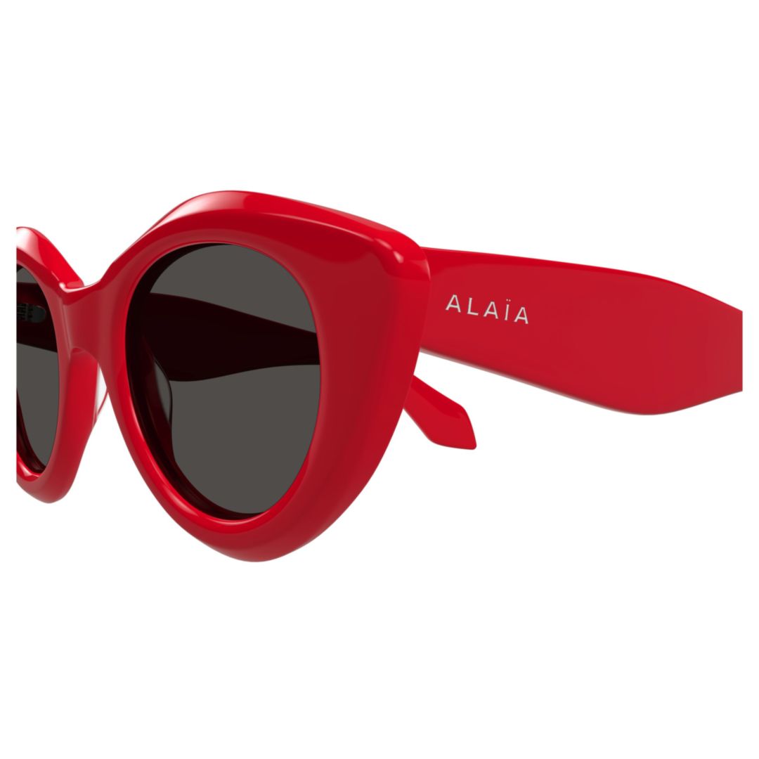 Aa0091s Bold Cat-Eye Sunglasses with Glossy Finish