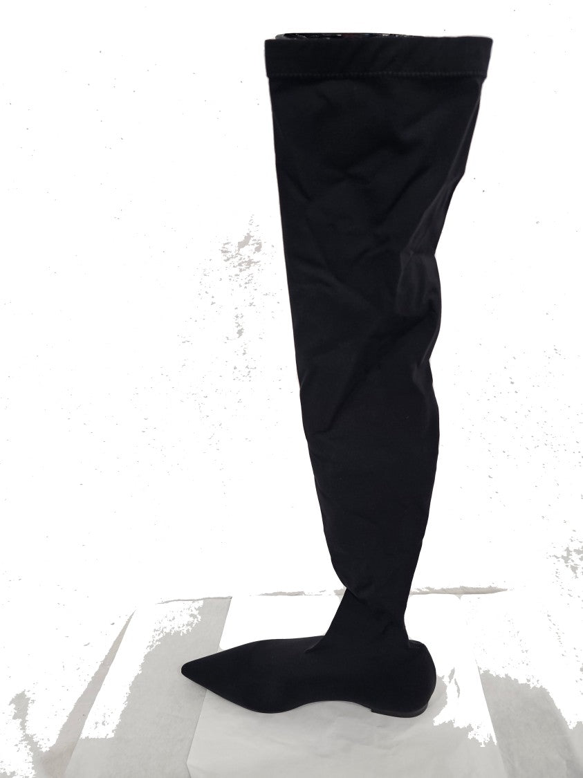Over-The-Knee Boots With Fitted Silhouette