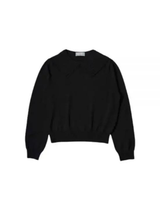 Cropped Wool Sweater with Refined Collar Detail