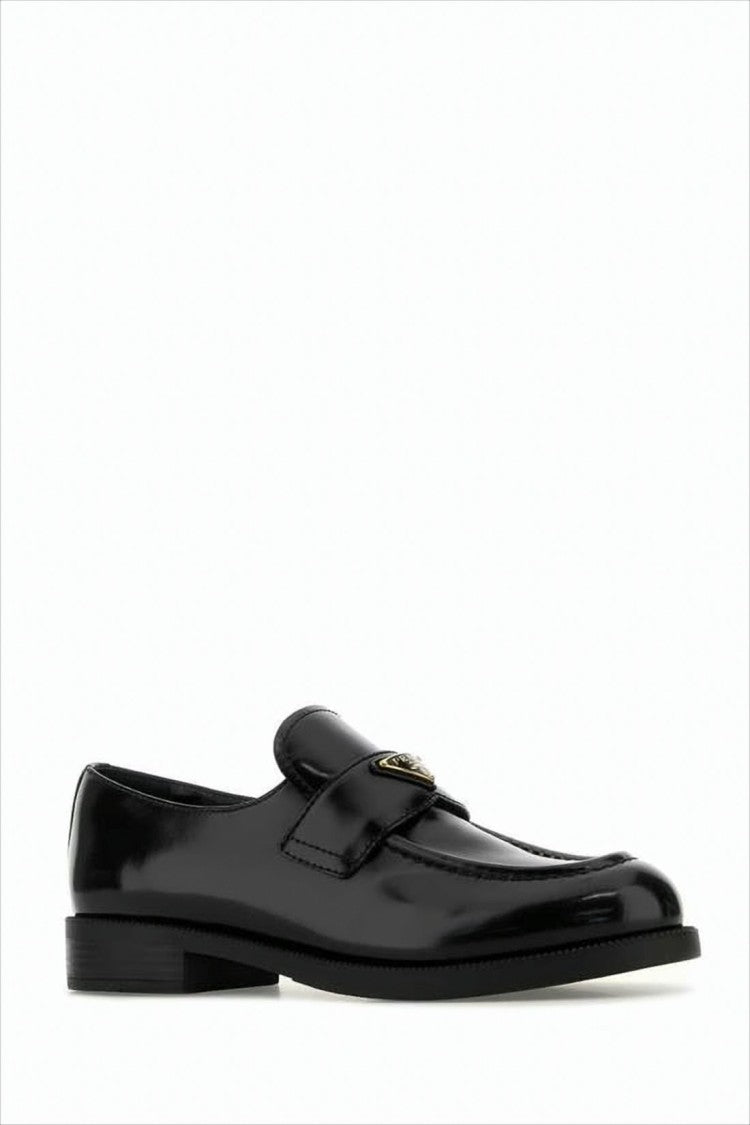 Polished Calf Leather Loafers with Metallic Emblem