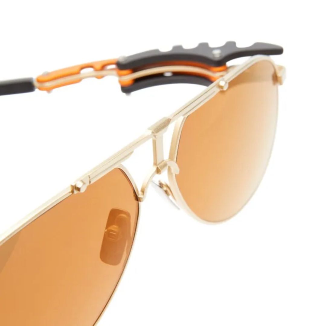 O20 Aviator Sunglasses with Gold-tone Frames and Amber-tinted Lenses