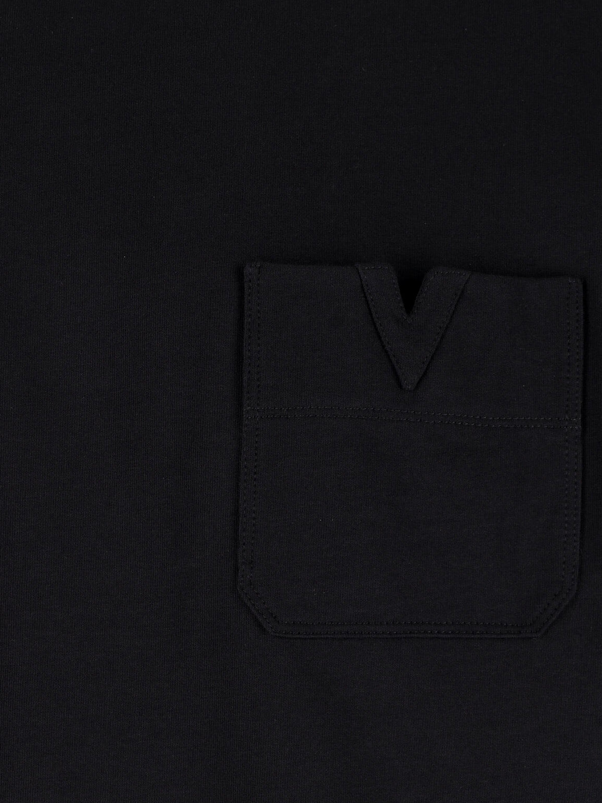 Black V Detail Minimalist Cotton T-shirt