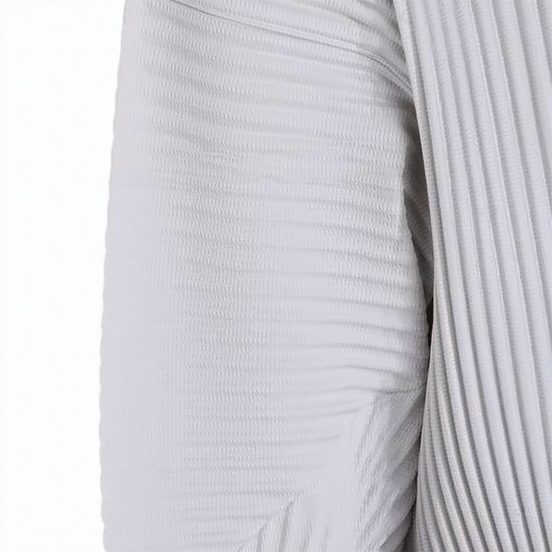 Finely Pleated Turtleneck Sweater