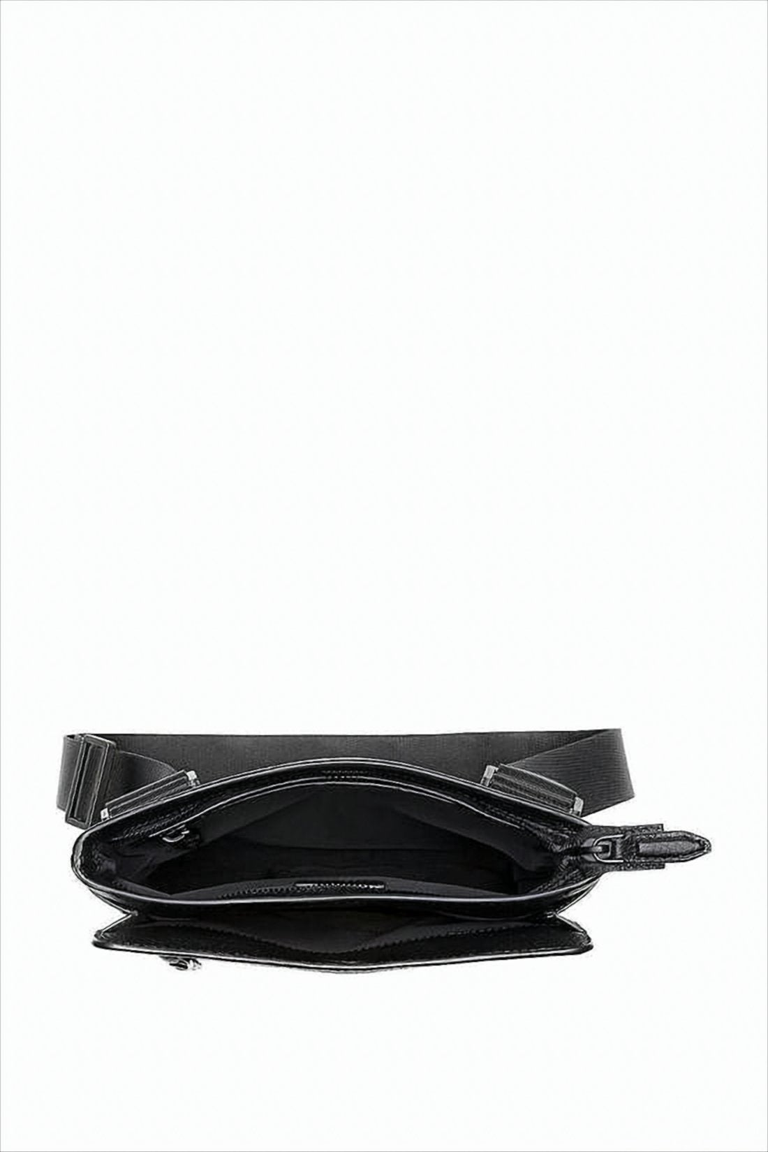 Torebka crossbody ze skóry bydlęcej teksturowanej