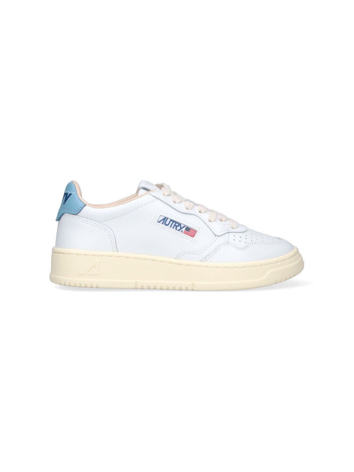 "Medalist" Low Sneakers White