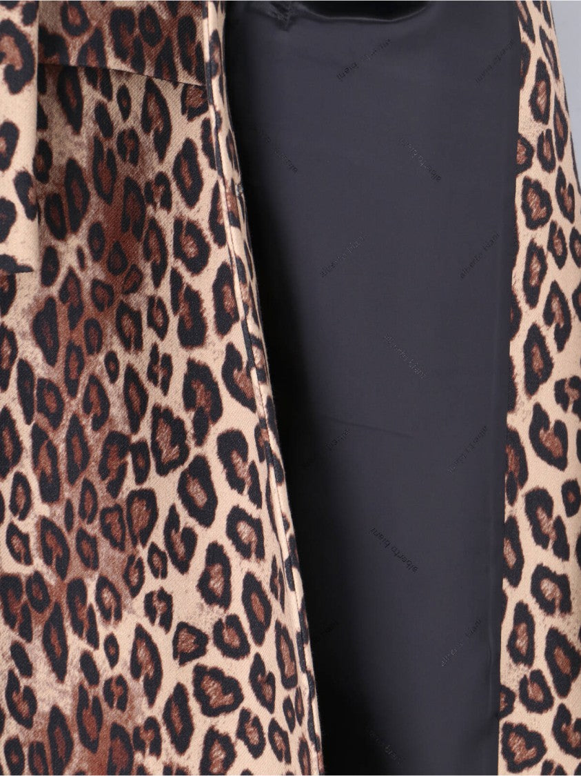 Structured Multicolor Coat With Zipper Closure