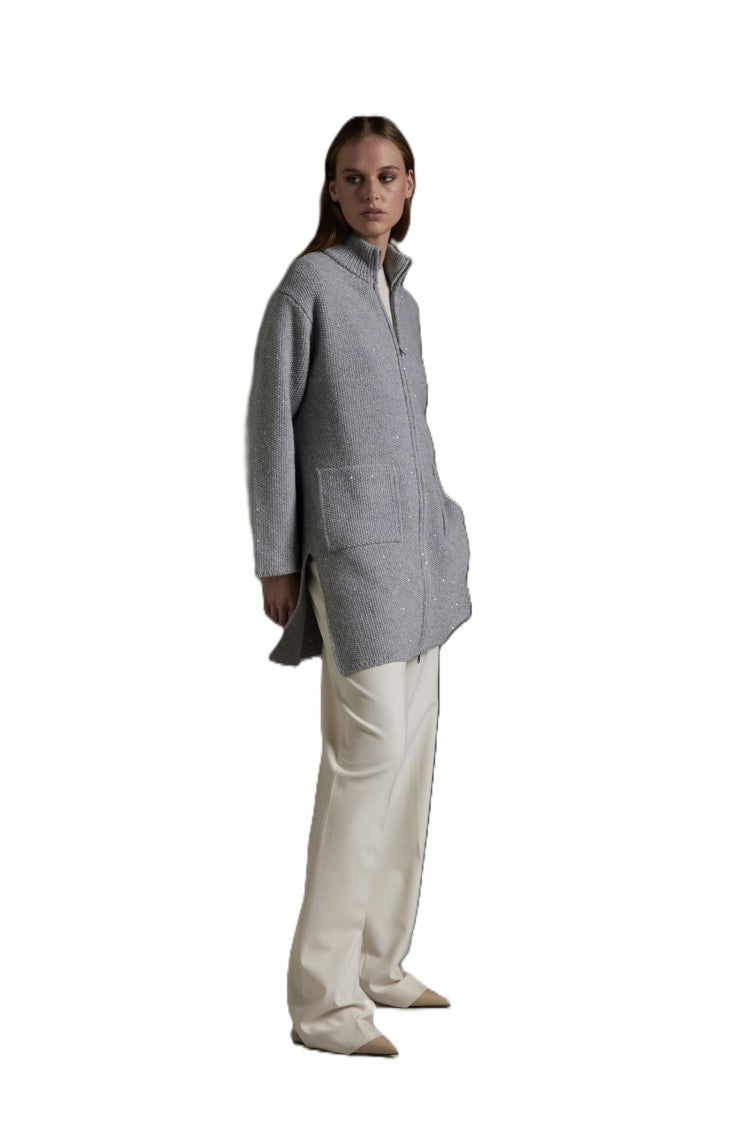 Refined Women'S Garment With Clean Lines