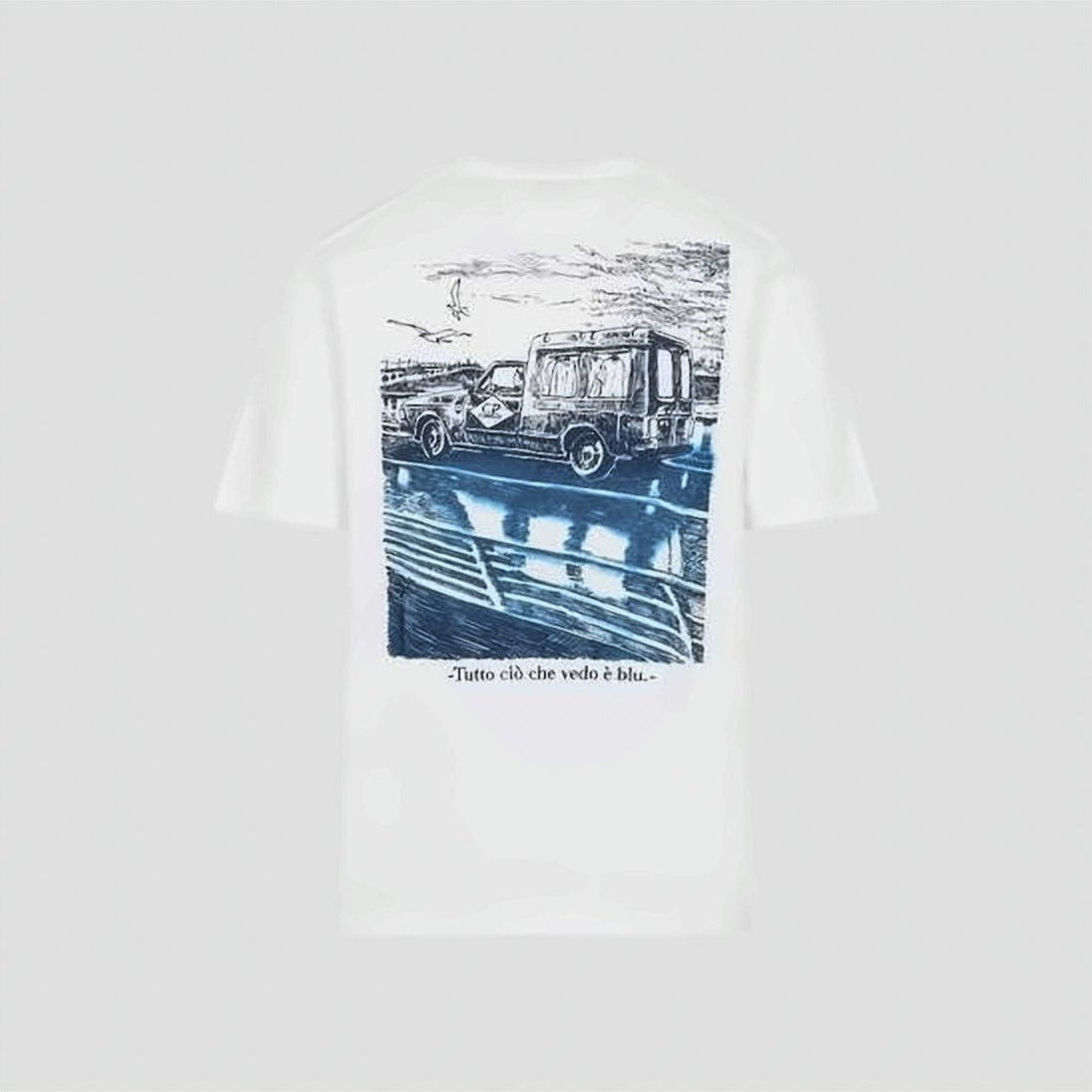 Minimalist Relaxed-Fit Cotton T-Shirt with Chest Pocket