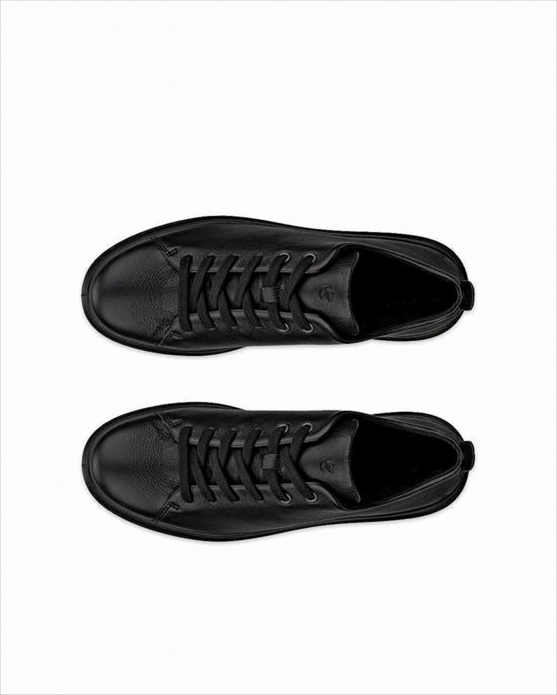 Minimalist Black Cow Leather Sneakers