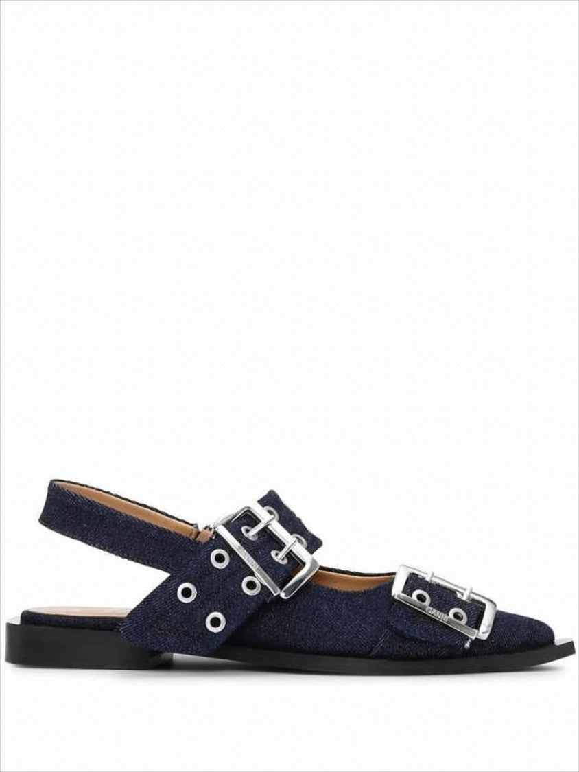 Pointed Toe Flat Shoes With Silver-Tone Buckles