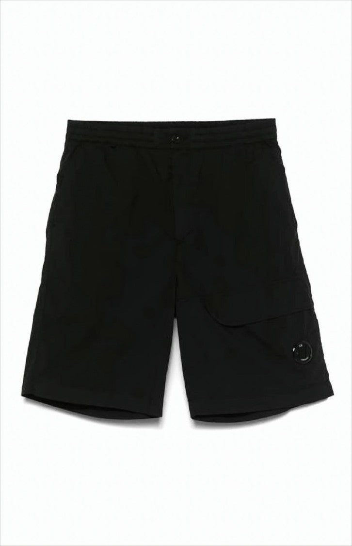 Mid-Thigh Length Minimalist Shorts with Functional Pocket