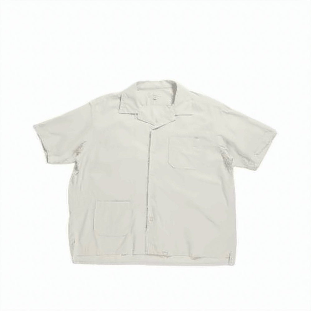 Short-Sleeved Shirt with Classic Collar and Pockets