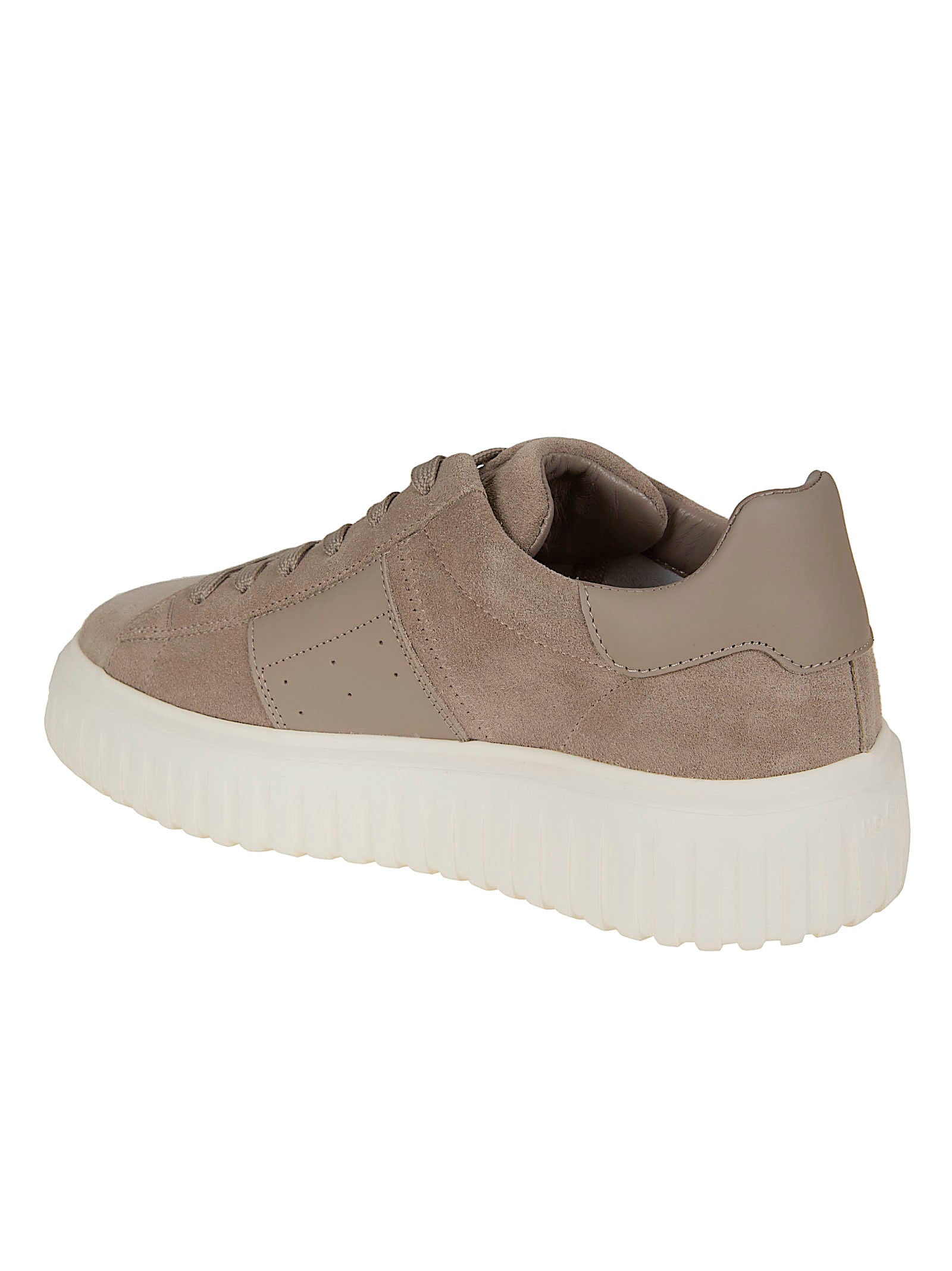 Extralight Low-Top Sneakers